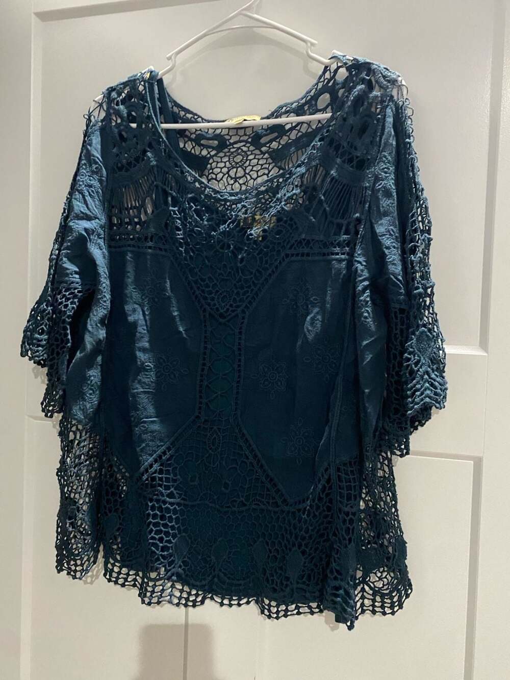 Democracy Crochet Lace Boho Short Sleeve Top Navy Teal Blue Size Medium